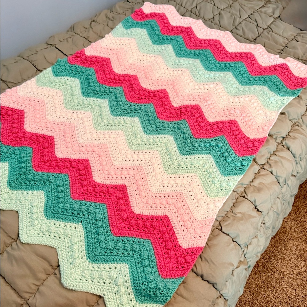🍼 Handmade Bobble Stitch Chevron Baby Blanket 🍼